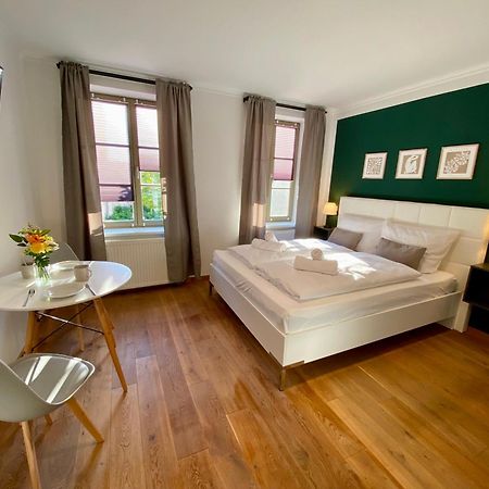 Apartments Am Markt Ангермюнде Экстерьер фото